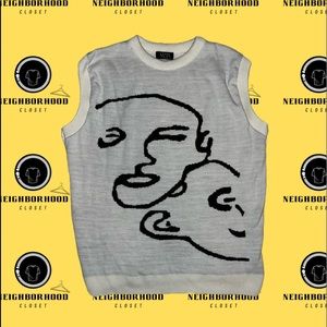 Oversized knitted vest